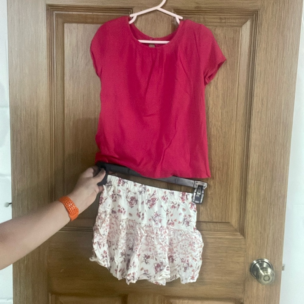 Pink T-shirt floral skirt outfit toddler 5t